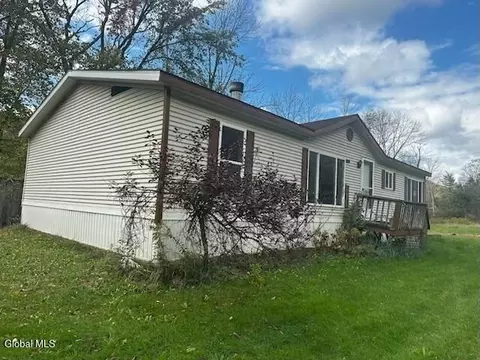 1114 North Rd, Jefferson, NY 12093