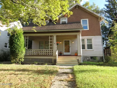 41 Belle Ave, Troy, NY 12180