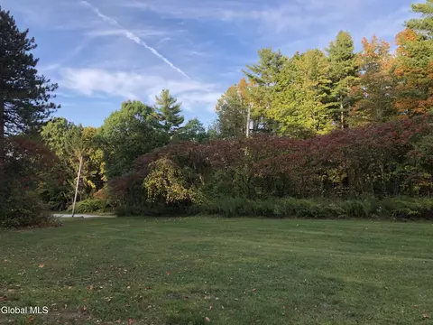 68 Lake View Ave, Moriah, NY 12960