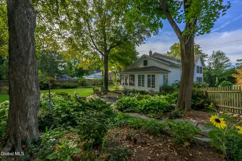 Exterior - 33 Hudson St, Kinderhook, NY 12106 photo 39 of 43