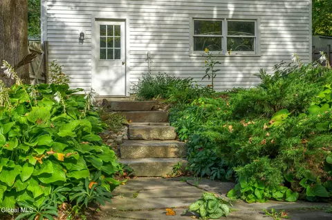 Exterior - 33 Hudson St, Kinderhook, NY 12106 photo 13 of 43