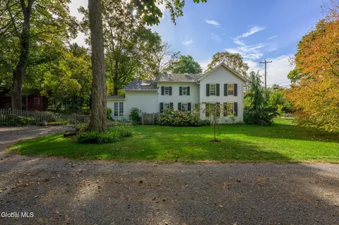 Exterior - 33 Hudson St, Kinderhook, NY 12106 photo 3 of 43