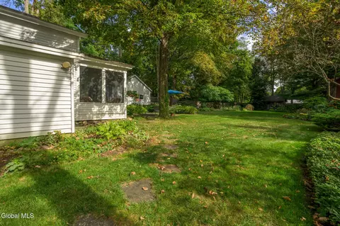 Exterior - 33 Hudson St, Kinderhook, NY 12106 photo 42 of 43