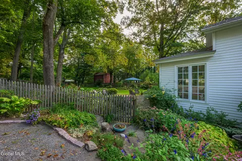 Exterior - 33 Hudson St, Kinderhook, NY 12106 photo 40 of 43
