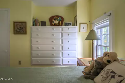 Bedroom - 33 Hudson St, Kinderhook, NY 12106 photo 5 of 6