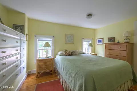 Bedroom - 33 Hudson St, Kinderhook, NY 12106 photo 6 of 6