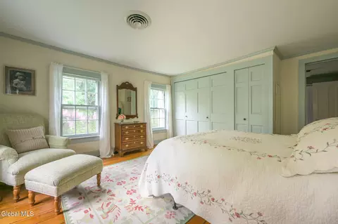 Bedroom - 33 Hudson St, Kinderhook, NY 12106 photo 2 of 6