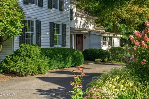 Exterior - 33 Hudson St, Kinderhook, NY 12106 photo 21 of 43