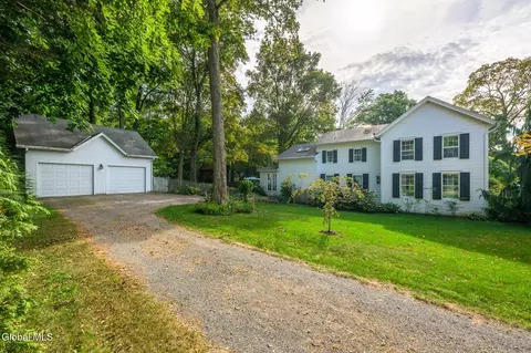 Exterior - 33 Hudson St, Kinderhook, NY 12106 photo 12 of 43