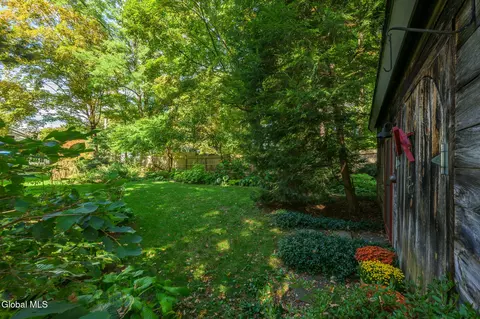 Exterior - 33 Hudson St, Kinderhook, NY 12106 photo 36 of 43