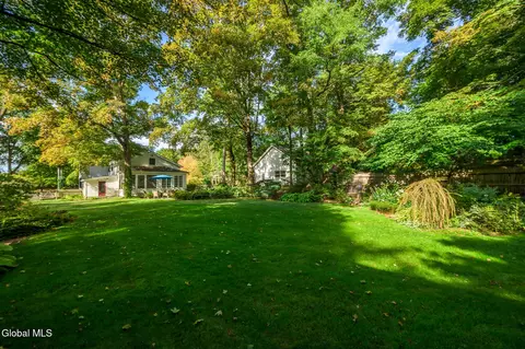 Exterior - 33 Hudson St, Kinderhook, NY 12106 photo 37 of 43