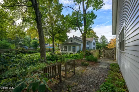 Exterior - 33 Hudson St, Kinderhook, NY 12106 photo 38 of 43