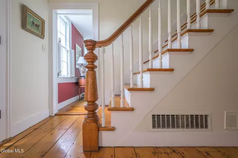 Entry Way - 33 Hudson St, Kinderhook, NY 12106 photo 3 of 8