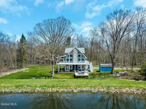 145 Rockefeller Lake Rd, Cairo, NY 12413
