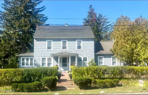 1415 Baker Ave, Schenectady, NY 12309