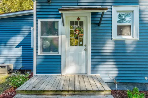 183 Maple Ave, Schenectady, NY 12302 photo 35