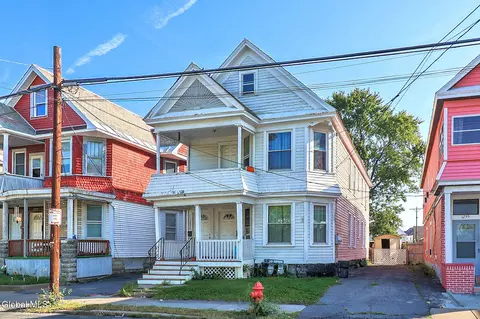 1235 Crane St, Schenectady, NY 12303
