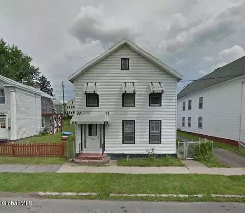 778 3rd Ave, Troy, NY 12182