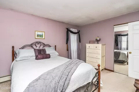 Bedroom - 125 Sylvia Ln, Schenectady, NY 12306 photo 4 of 10