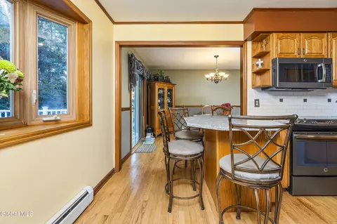 Dining - 125 Sylvia Ln, Schenectady, NY 12306 photo 1 of 3