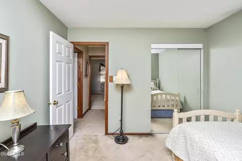 Bedroom - 125 Sylvia Ln, Schenectady, NY 12306 photo 7 of 10