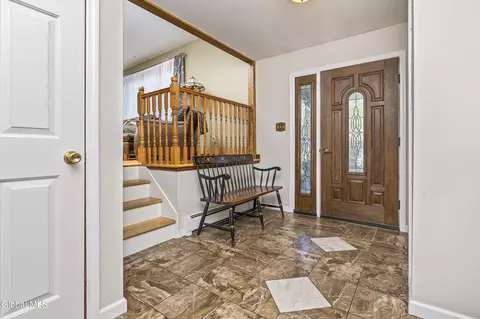 Entry Way - 125 Sylvia Ln, Schenectady, NY 12306 photo 1 of 5