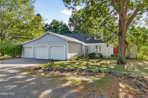 539 Randall Rd, Ballston Spa, NY 12020
