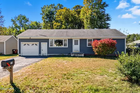 18 Fuller Pl, Albany, NY 12205