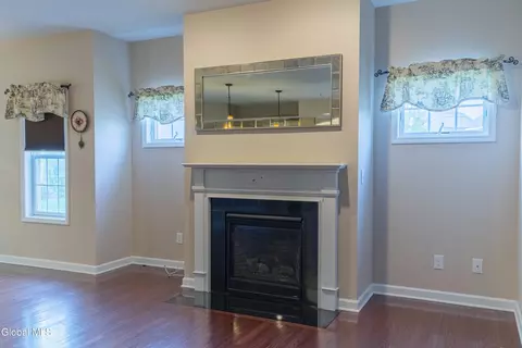 Living - 104 Sheldon Dr, Halfmoon, NY 12118 photo 3 of 3