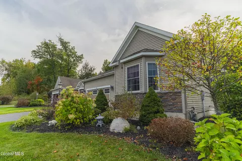 Exterior - 104 Sheldon Dr, Halfmoon, NY 12118 photo 2 of 8