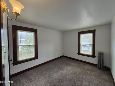 Bedroom - 3095 Albany St, Schenectady, NY 12304 photo 1 of 7