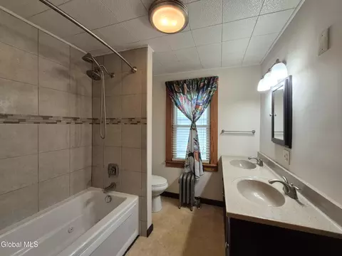 Bath - 3095 Albany St, Schenectady, NY 12304 photo 1 of 2