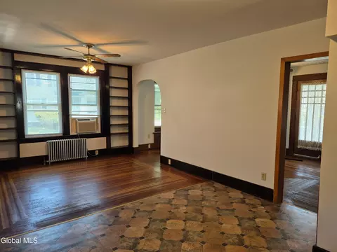 Living - 3095 Albany St, Schenectady, NY 12304 photo 5 of 5