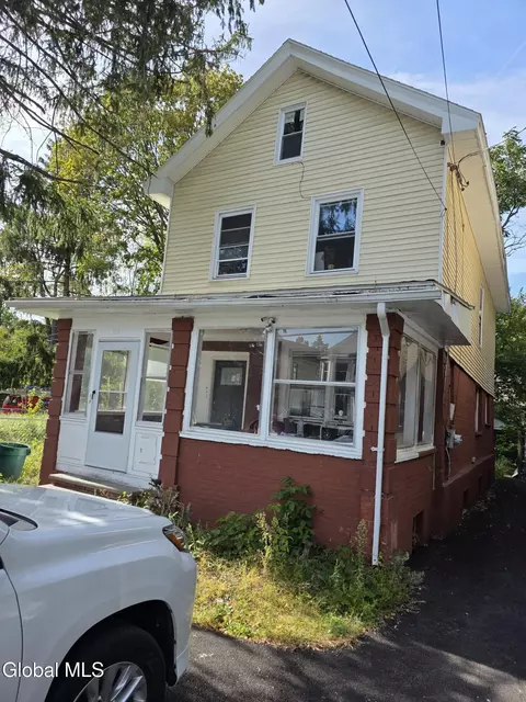 118 N Allen St, Albany, NY 12203