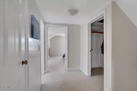 Entry Way - 5 Morningside Dr, Delmar, NY 12054 photo 3 of 4