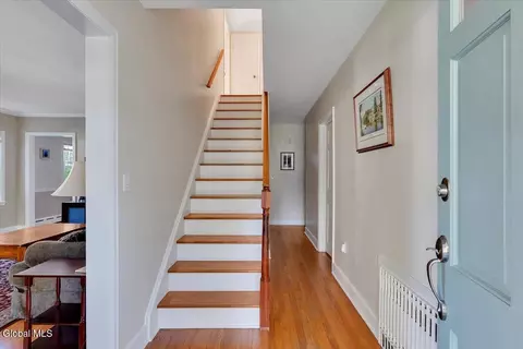 Entry Way - 5 Morningside Dr, Delmar, NY 12054 photo 1 of 4