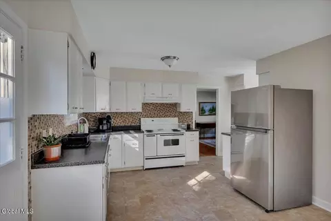 Kitchen - 5 Morningside Dr, Delmar, NY 12054 photo 2 of 4