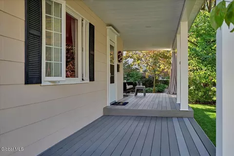 Exterior - 5 Morningside Dr, Delmar, NY 12054 photo 2 of 13