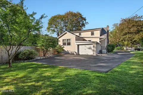 Exterior - 5 Morningside Dr, Delmar, NY 12054 photo 13 of 13