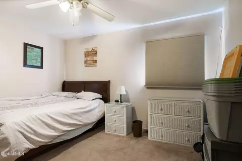Bedroom - 702 Glen Ave, Glenville, NY 12302 photo 2 of 6