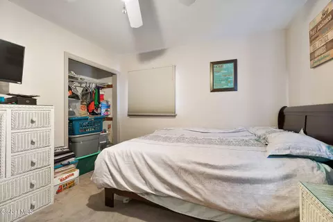 Bedroom - 702 Glen Ave, Glenville, NY 12302 photo 3 of 6