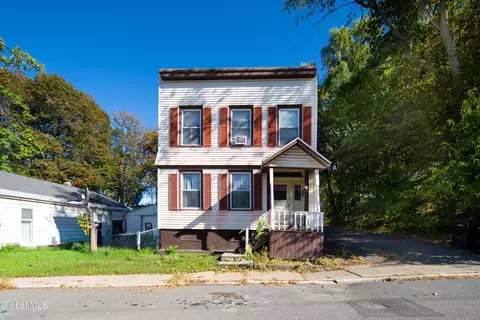 1227 Sausse Ave, Troy, NY 12180