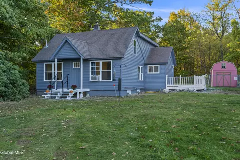 2105 County Highway 107, Amsterdam, NY 12010