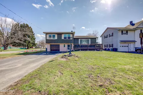 210 N Chase St, Johnstown, NY 12095