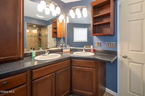 Bath - 105 3rd St, Saratoga Springs, NY 12866 photo 2 of 4