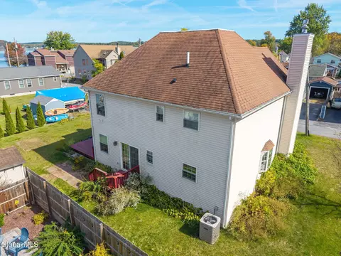 View/Area - 105 3rd St, Saratoga Springs, NY 12866 photo 4 of 10