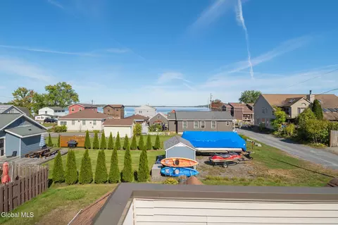 View/Area - 105 3rd St, Saratoga Springs, NY 12866 photo 3 of 10