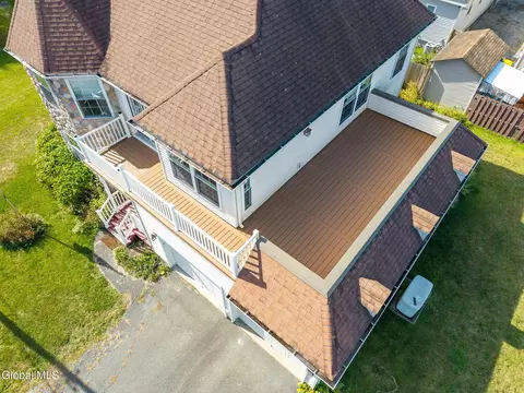 Exterior - 105 3rd St, Saratoga Springs, NY 12866 photo 7 of 8