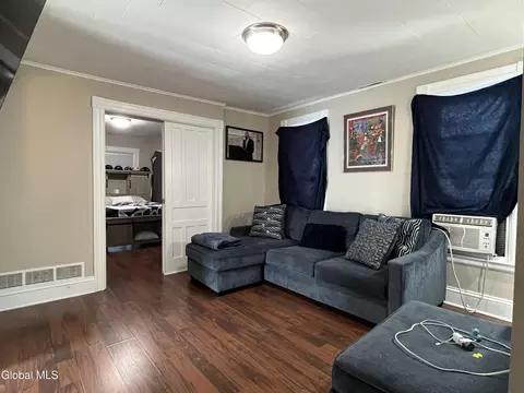 Living - 48 Chiswell St, Schenectady, NY 12304 photo 5 of 5