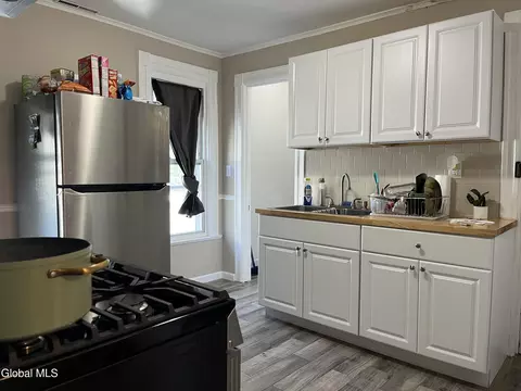Other - 48 Chiswell St, Schenectady, NY 12304 photo 5 of 9